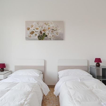 Bright&Cozy C5 Fiera Apartment Bologna Ngoại thất bức ảnh