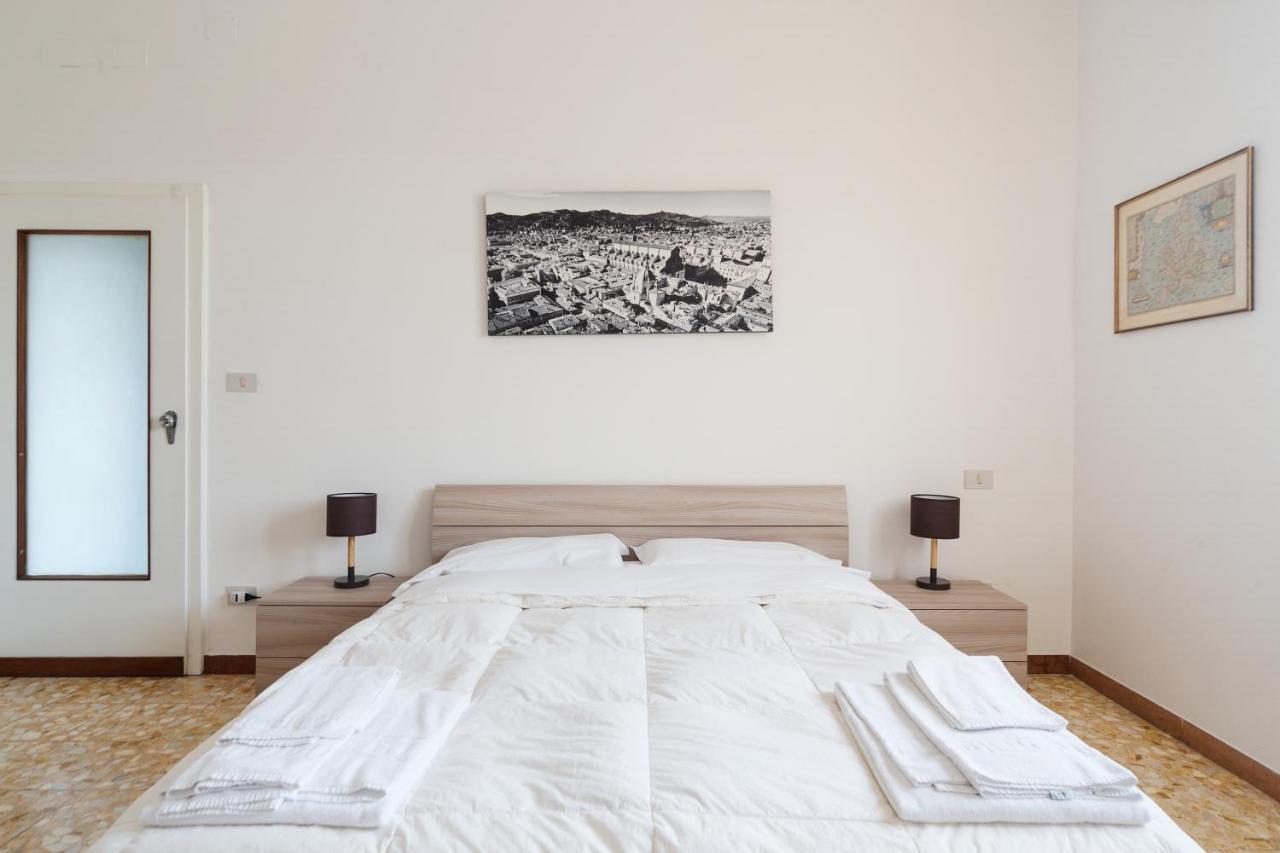 Bright&Cozy C5 Fiera Apartment Bologna Ngoại thất bức ảnh
